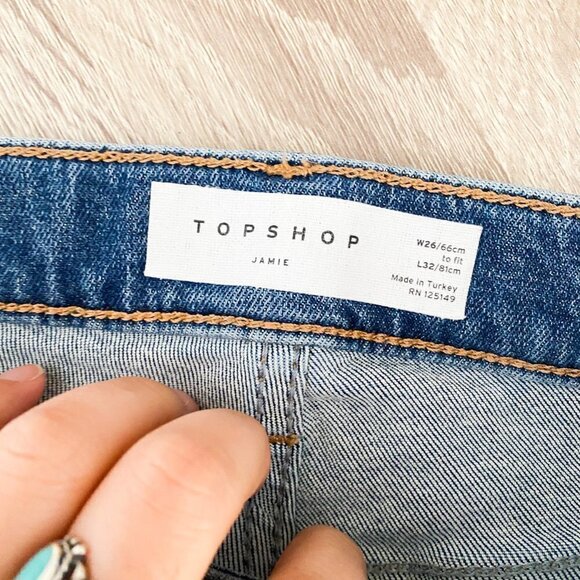 🦋 TOPSHOP Jamie High Waisted Raw Hem Jeans 26 Distressed Casual Boho Everyday - Picture 5 of 9